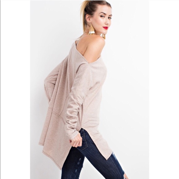 ‼️CLEARANCE‼️ Loose Fit Tunic Top - Picture 4 of 7